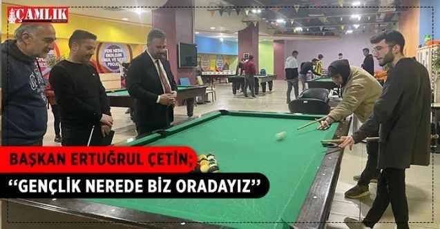 Belediye Başkanı Ertuğrul Çetin, Pursaklar Yaşam Merkezinde gençlerle birlikte bilardo oynadı
