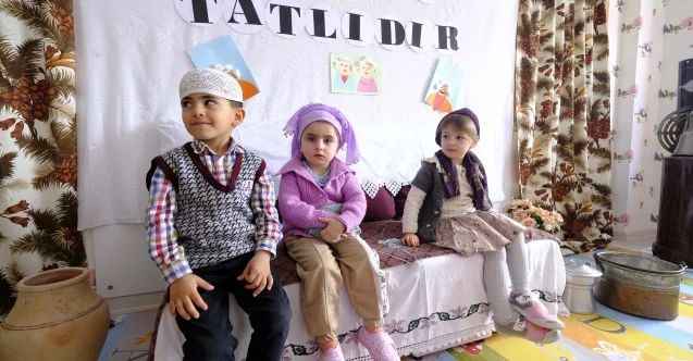 Yozgat Akdağmadeni Bizim Ev Kreş ve Gündüz Bakımevi minikleri gösteri düzenledi
