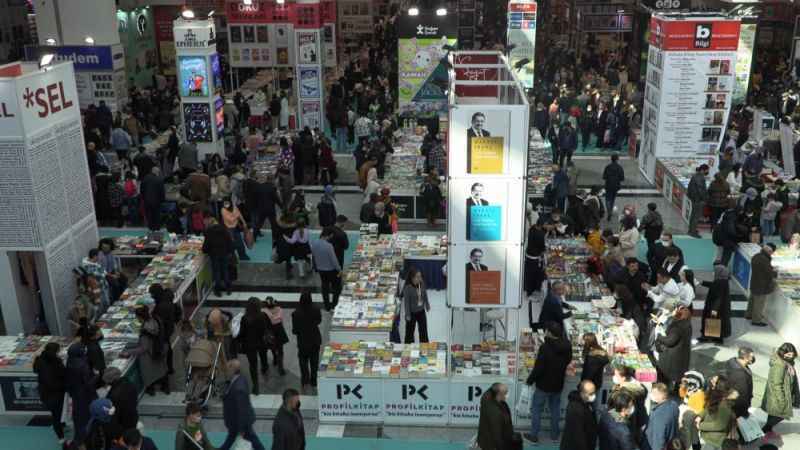 Ankara Kitap Fuarı 300’den fazla yayınevine ev sahipliği yaptı