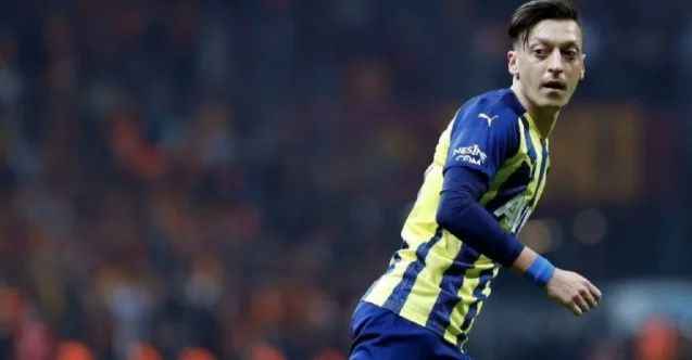 Mesut Özil'den flaş açıklama