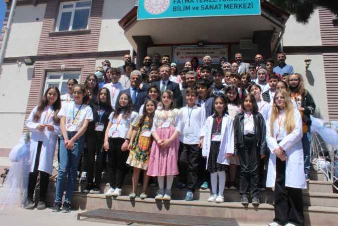 Yozgat Fatma Temel Turhan Bilim Ve Sanat Merkezi’nde 55 proje görücüye çıktı