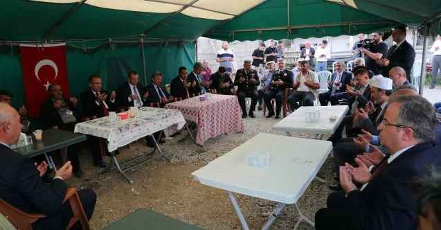 Adalet Bakanı Bekir Bozdağ, Şehit ailesini ziyaret etti