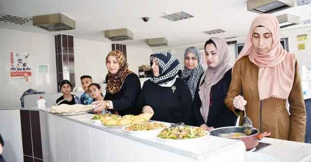 Yozgat'ta Kadın ve Demokrasi Derneği (KADEM) "Yozgat Uyum Atölyeleri Projesi'ni hayata geçirdi
