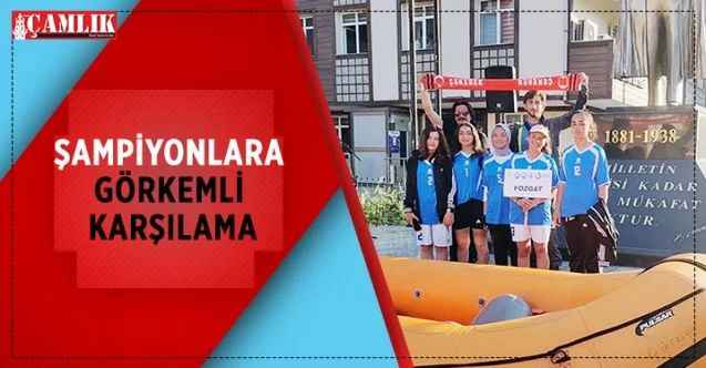 Rafting Türkiye Şampiyonasında ikinci olan Çekerek Anadolu İmam Hatip Lisesi Erkek takımı ile Çekerek Osman Durmaz Fen Lisesi Kız takımı ilçeye döndü