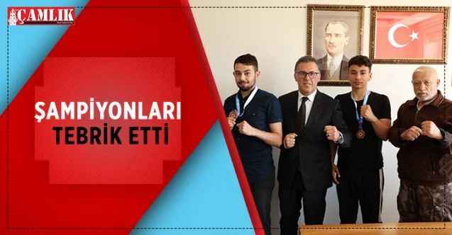 Yozgat Belediyesi Kick Boks Takımı Antrenörü Mustafa Zararsız ve sporcuları Belediye Başkan Yardımcısı Murat Tanışman’ı ziyaret etti