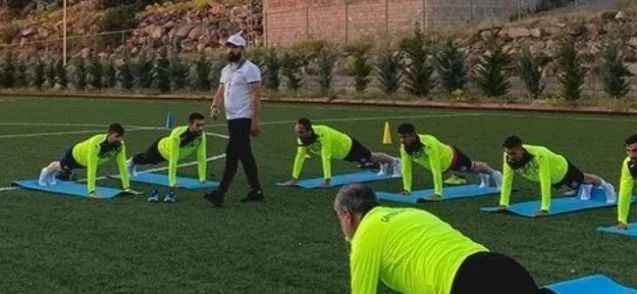 Yozgat 1. Amatör Küme Ligi takımlarında Çayıralan Esnafspor, yeni sezon hazırlıklarını günde yaptığı çift antrenmanla sürdürüyor