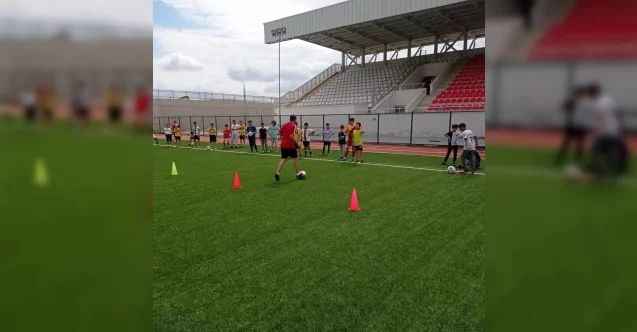Gençlik ve Spor Sorgun İlçe Müdürlüğü bünyesinde açılan yaz spor okulları devam ediyor