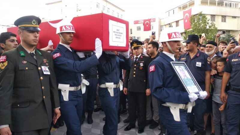 Yozgatlı hemşehrimiz topçu Sözleşmeli Er Enes Gazi Özdemir şehit oldu