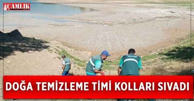 Doğa temizleme Timi iş başında