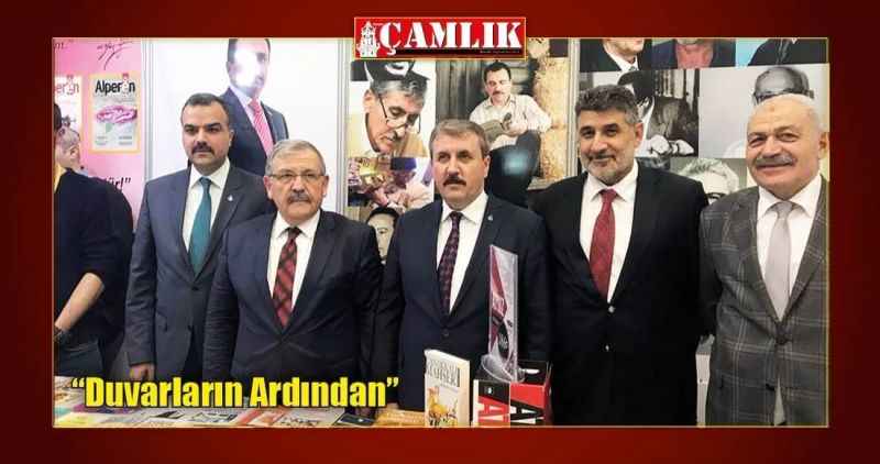 'Duvarların Ardından'
