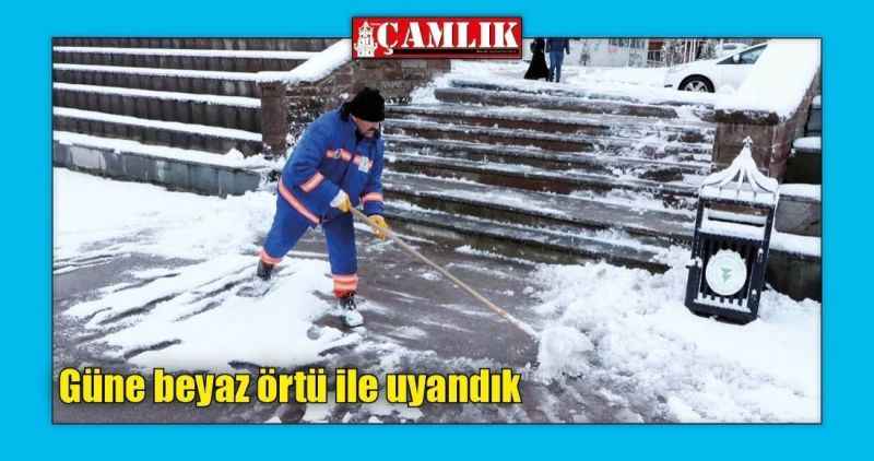Güne beyaz örtü ile uyandık