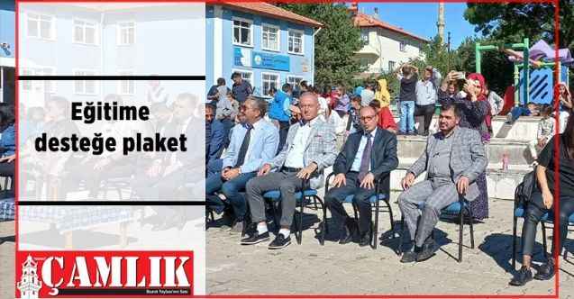Yozgat’ın Çayıralan İlçesi’nde Eğitime desteğe plaket