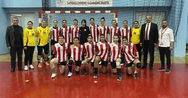 THF Kadınlar 1. Liginde yer alan temsilcimiz Yozgat Aile Sosyal Politikalar Gençlik ve Spor Kulübü ligin ikinci haftasında Artvin 7 Mart ile 29-29 berabere kaldı