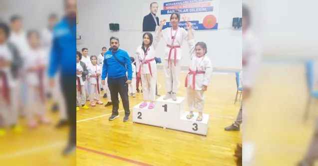 Taekwondo İl Temsilciliği tarafından 29 Ekim Cumhuriyet Bayramına özel turnuva düzenlendi