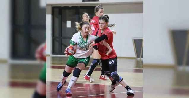 THF Kadınlar 1. Ligi A Grubunda yer alan temsilcimiz Yozgat Aile Sosyal Politikalar Gençlik ve Spor Kulübü ligin 5’inci haftasında deplasmanda Samsun Hentbolspor ile karşı karşıya gelecek
