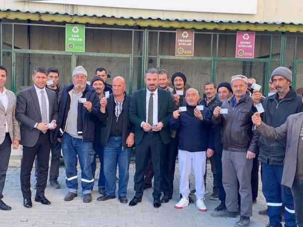 Pursaklarda Atık Toplayıcılarına Kimlik Kartı