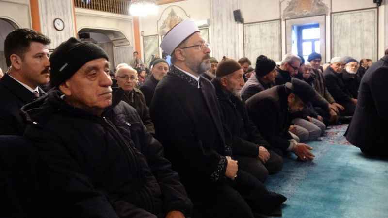 Diyanet İşleri Başkanı Ali Erbaş Yozgat'ta Cuma hutbesinde yılbaşı vurgusu yaptı