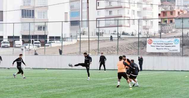 Bölgesel Amatör Lig 6. Grupta da yer alan temsilcimiz Yozgat Belediyesi Bozokspor, devre arası hazırlık kampı 3 Ocak Salı günü başlayacak