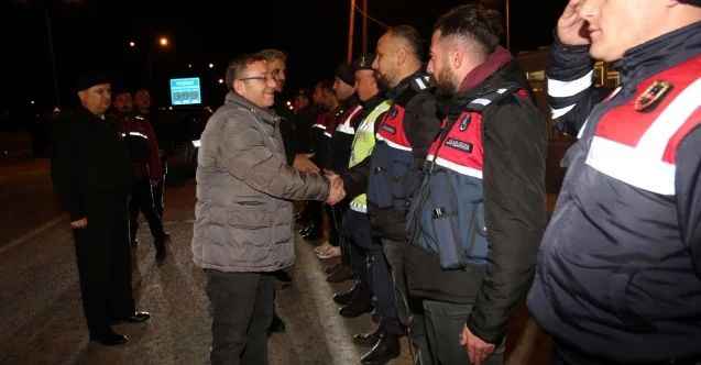 Yozgat'ta bir yılbaşı gecesi. Vatandaş yeni yıla girerken devlet yine teyakkuzda ve görevinin başında.