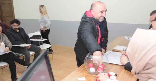 Okul Sporları kapsamında düzenlenen Hentbol Genç Erkek-Kız Grup yarışmalarına Yozgat ev sahipliği yapıyor