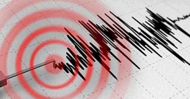 5 Büyüklüğünde Deprem Oldu! 2 İlde Hissedildi! Valilikten Açıklama Gecikmedi