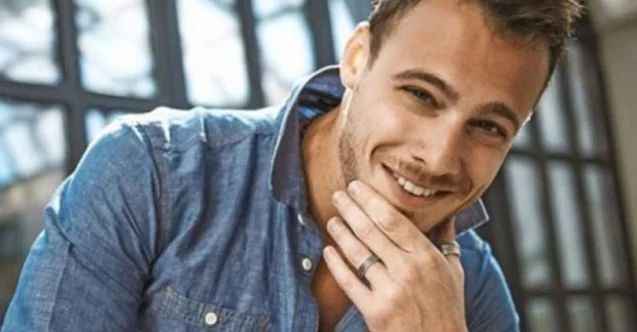 Kerem Bursin Hayranlarından Tam Not Aldı! Yurt Dışında da Yoğun İlgi Gördü