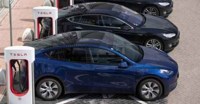 Bakan Varank'tan Tesla Açıklaması: Türkiye Pazarına Girmek İstiyor