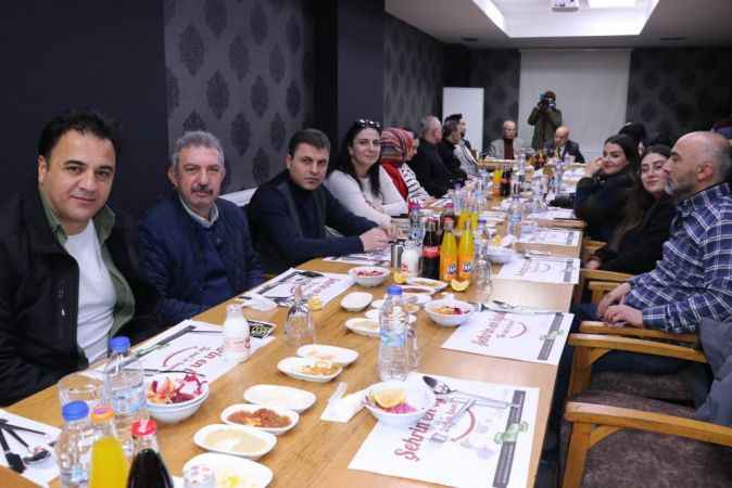 Çamlık Medya Grubu Sahibi Zafer Özışık, 10 Ocak Çalışan Gazeteciler Günü'nü kutladı
