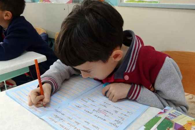 Yozgat'ta  Alfabeyi eğlenerek öğreniyorlar