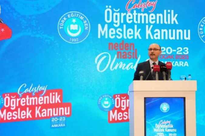 Türk Eğitim-Sen Öğretmenlik Meslek Kanunu Çalıştayı düzenledi
