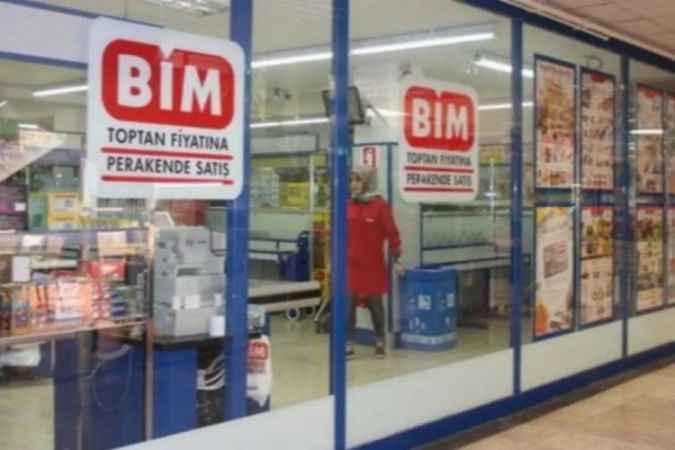 BİM marketler zinciri resmen açıkladı! Teknolojik ürünlerinden koltuk takımlarına kadar birçok ürün indirimde!