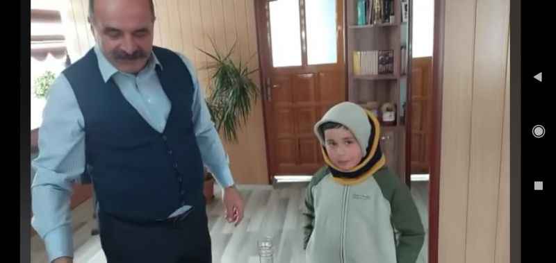 Çayıralanlı minikten  Örnek davranış