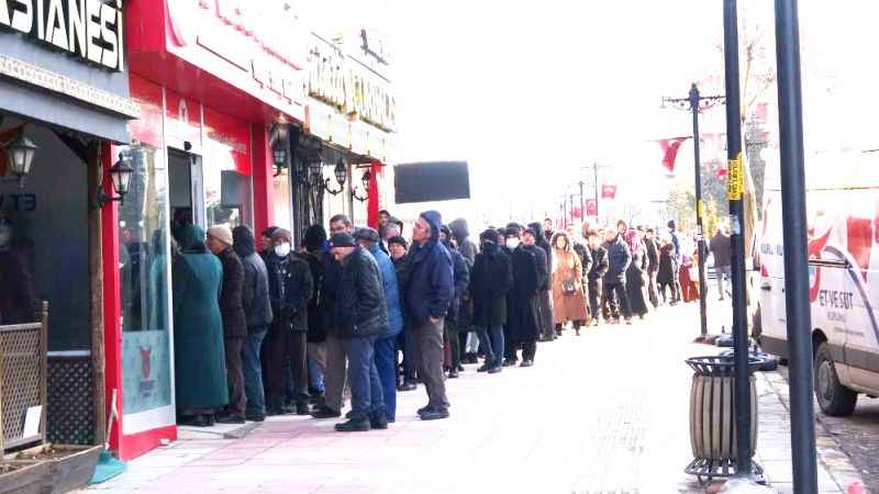 Et Ve Süt Kurumuna Yozgatlı Vatandaşlardan Yoğun İlgi