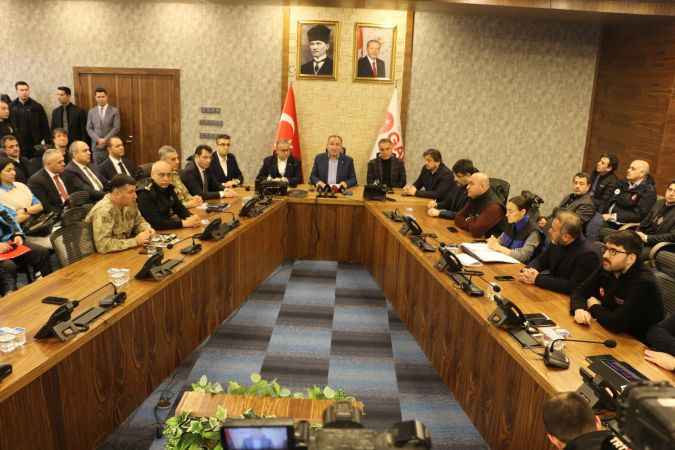 Diyarbakır'da hayatını kaybeden 414 vatandaşın hepsi defnedildi