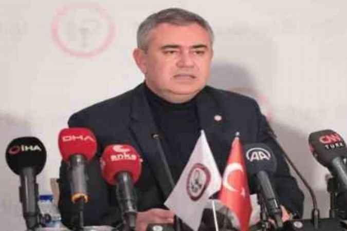 Deprem Bölgesinde 28 sahra eczanesi kuruldu