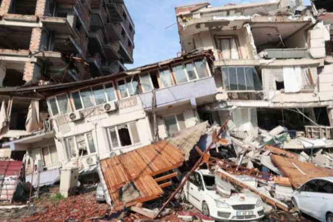 Depremde yıkılan binalara  ceza işlem uygulaması