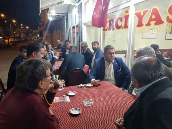 MHP adayları ne yapmaya çalışıyor?