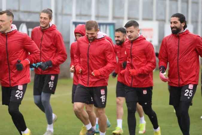 Sivasspor Fiorentina maçı hazırlıkları başladı