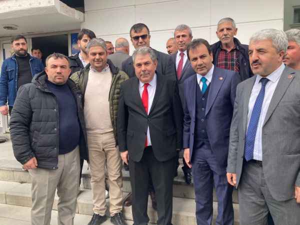 AK Parti Akdağmadeni İlçe Başkanı Adem Darımla aday adaylığını açıkladı