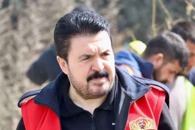 Savcı Sayan milletvekili adaylığı için belediye başkanlığından istifa etti