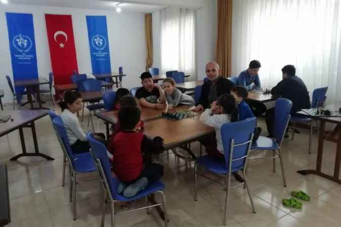 Yozgat'ta Kredi Yurtlar Kurumu Yurtlarında kalan deprem mağduru vatandaşlar için sosyal sorumluluk projesi başlatıldı