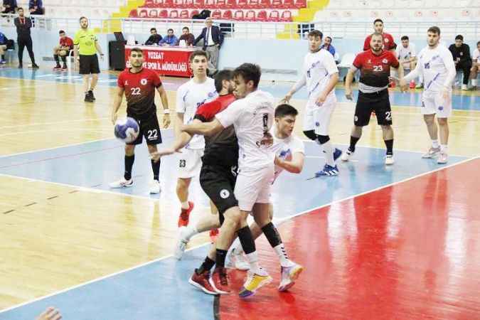 Yozgat  Belediyesi Bozokspor, ligin 13’üncü haftasında konuk ettiği Rize Belediyespor’a 21-35 mağlup oldu