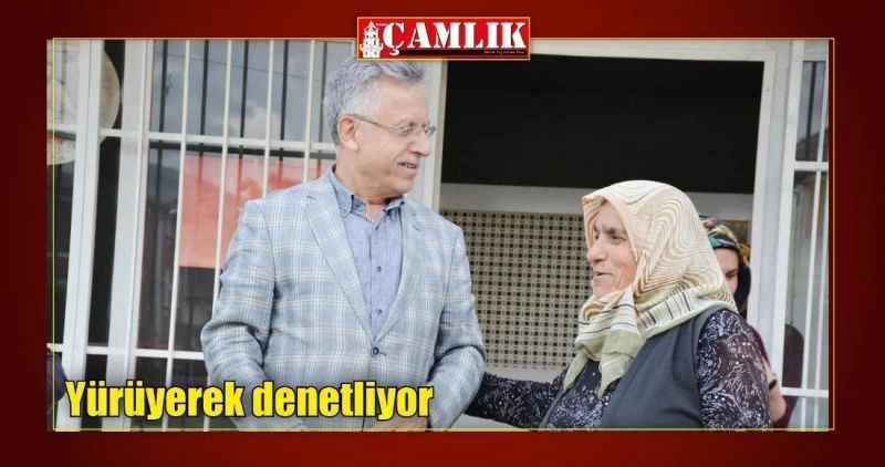 Yürüyerek denetliyor