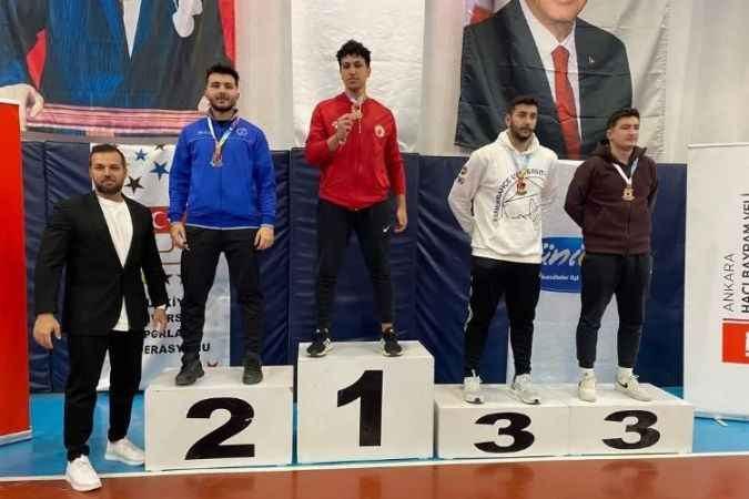Anadolu Üniversiteli sporculardan ÜNİLİG Karate Türkiye Şampiyonası’nda büyük başarı