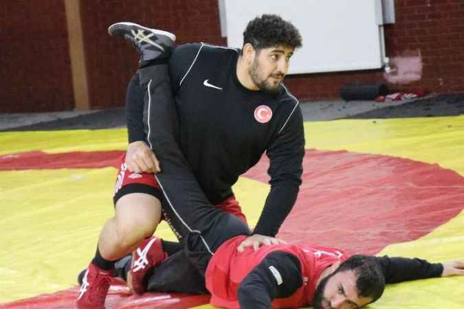 Güreş Milli Takımı, Bolu’da güç depoluyor