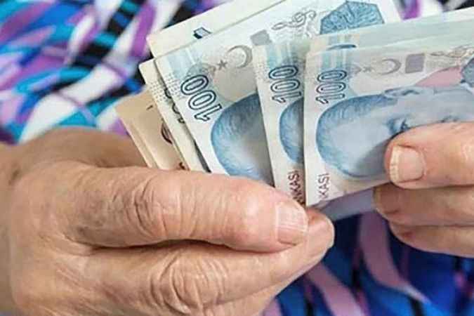 Kamu işçileri, memur ve emekliye seyyanen zam"