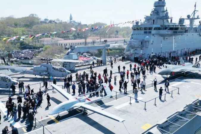 Vatandaşlardan TCG Anadolu'ya Yoğun İlgi