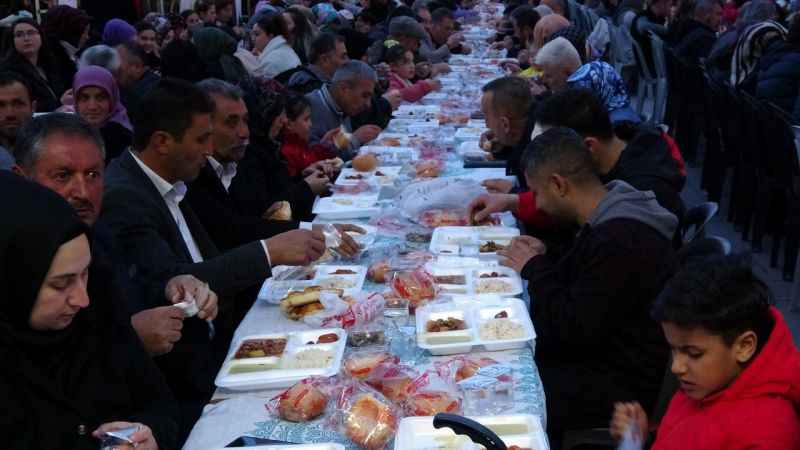 AK Parti Grup Başkanı İsmet Yılmaz Yozgat'ta açıklamalarda bulundu