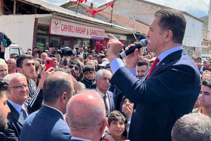 CHP Erzincan miletvekili adayı Mustafa Sarıgül, seçim çalışmalarına devam ediyor