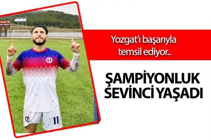 Anadolu Üniversitesi Futbol Kulübü sporcusu Nizamettin Akgül, takımı ile birlikte şampiyonluk sevinci yaşadı